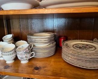 This picture shows the collection with more pieces.  