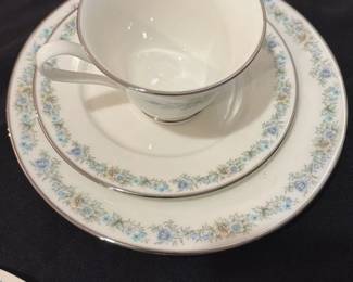 Oxford Bone China May Queen Teacup, Saucer and Plate Set