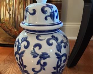 blue and white Porcelain Ginger Jar