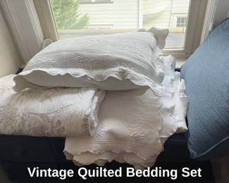 Vintage Quilted Bedding Set