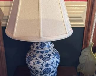 Blue and White Ginger Jar Table Lamp