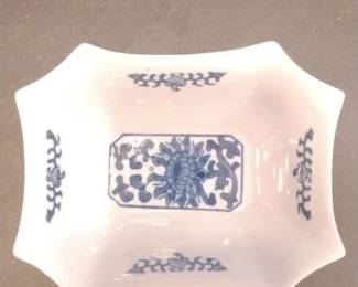 blue and white Porcelain dish