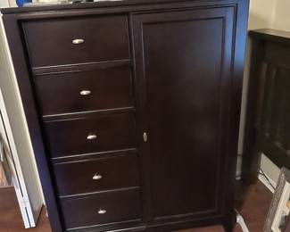 Bedroom cabinet with drawers and shelves 