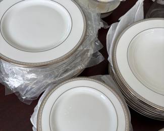 Lenox China set and serving pieces