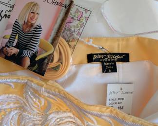 Closeup of vintage Betsey Johnson Evening NWT yellow white bubble skirt strapless cocktail dress size 8, new with tags