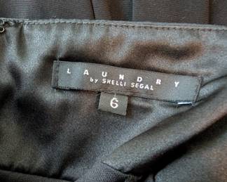 Closeup of the Laundry by Shelli Segal black slinky halter dress size 6