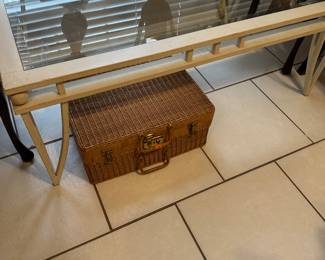 #140 - $150 - White metal end table and coffee table