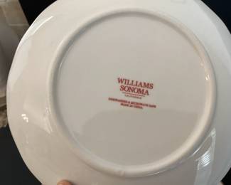 #66A - $220 - Williams Sonoma Holiday Dishware, 18 pcs.