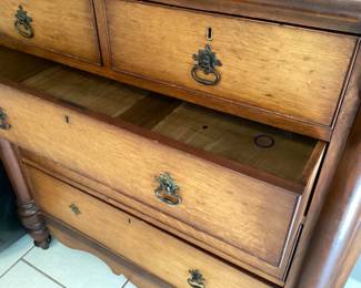 #79 - $500 - C.1820's American Empire oak & walnut chest drawers 5 - 48Wx20x47".