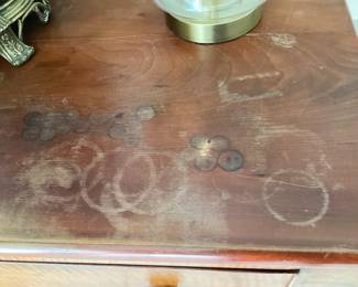 #80 - $400 - American Early maple chest drawer (4), top needs refinishing, 43x21x47".