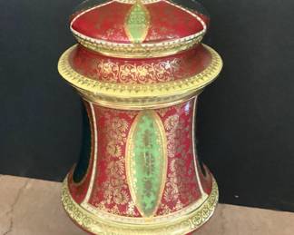 #24 - 120 - Antique Royal Vienna painted porcelain urn with lid, 15" - has chip on side.