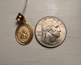 #128 - 14kt gold angel medal 2.07 gr. made in Italy $125