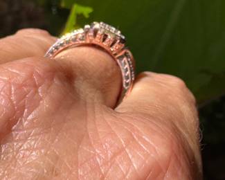 J2- $285- Sz 8 1/4- 10kt rose gold cluster ring 1/2 to 3/4 diam - 3.4 gr