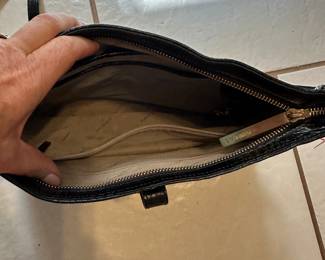 #131 - $70 - Brahmin black leather bag