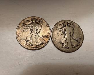 Coins - 1943 half dollar & the one to the right not readible $25 for both as a lot
