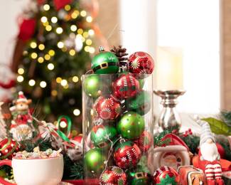 Did someone say CHRISTMAS?! We have all kinds of fun decor both vintage and modern to fit your home aesthetic!