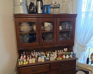 Vintage cabinet 