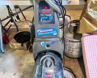 BESSELL CARPET CLEANER