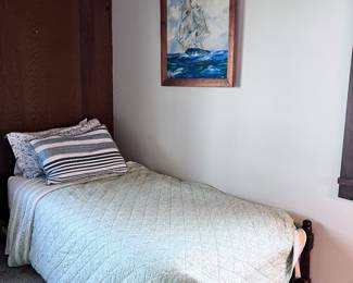 TWIN BED AND BEDDING