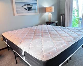 KING SIZE PLATFORM BED