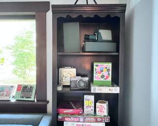 PAIR OF BOOKCASES