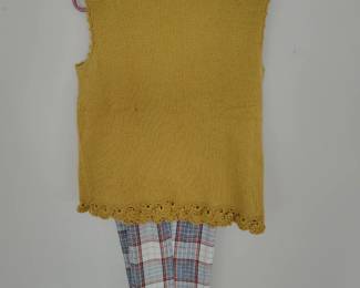 More great vintage 1970s clothes.