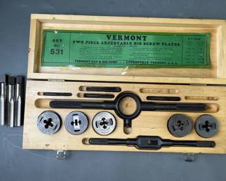 Lot 54 – Vermont 2 Piece Adjustable Screw Plate Dies