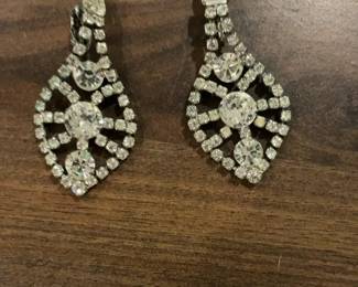 All items can be purchased at: https://buyer.thehunt.ltd/saledetails?saleId=0290eb78-56ca-4850-958f-a489eefd05cb