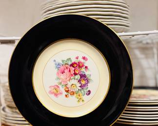 Vintage 8 inch wall plates $8