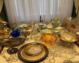 Lusterware from Czechoslovakia, porcelain set from China