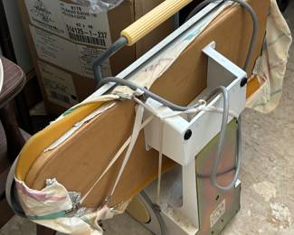 Clothes press