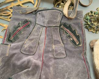 boy's lederhosen 1950s