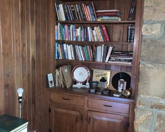 Books -including shelf of Nashville books