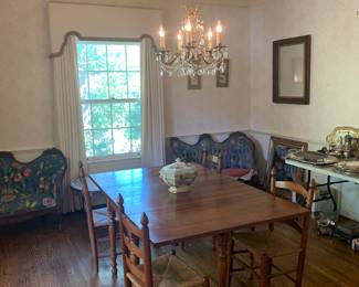 Gate leg antique dining table