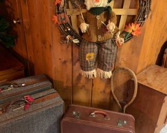 Vintage luggage; Hartmann tweed