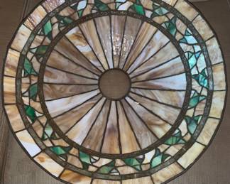 Stained glass lamp shade