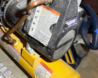 Campbell Hausfeld Air Compressor