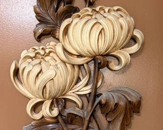 Vintage Syroco chrysanthemum flower wall plaque