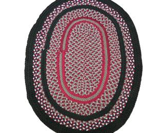 HAND HOOKED OVAL RUG
