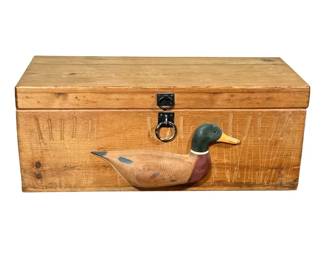 PINE PAINTED & CARVED DECOY DUCK BLANKET CHEST
