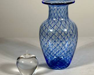 (2pc) Hand Blow Vase And Crystal Apple
