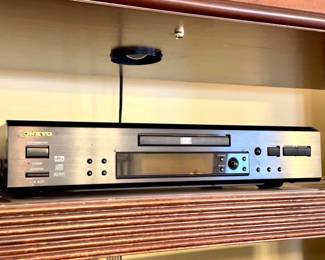 Onkyo DVD Player
