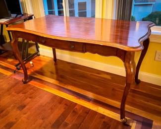 Lovely French Provincial Style Writing Desk with Scalloped Edge
