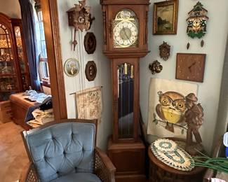 Grandfather Clock/Cuckoo Clocks