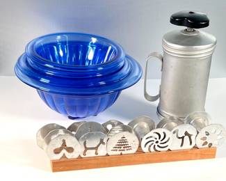 Hazel Atlas cobalt killer optic nesting mixing bowls, spritz cookie press
