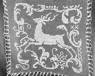 Filet crochet with deer