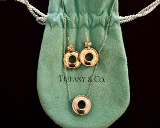 Earrings and pendant set