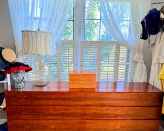 Danish rosewood six drawer dresser