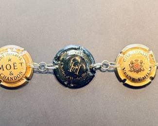 Champagne cap bracelet