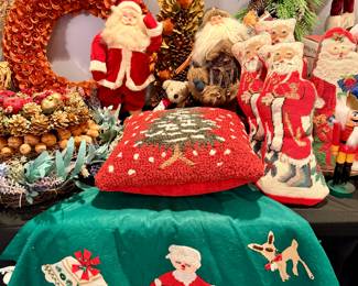 Holiday decor, including appliqué tree skirt.